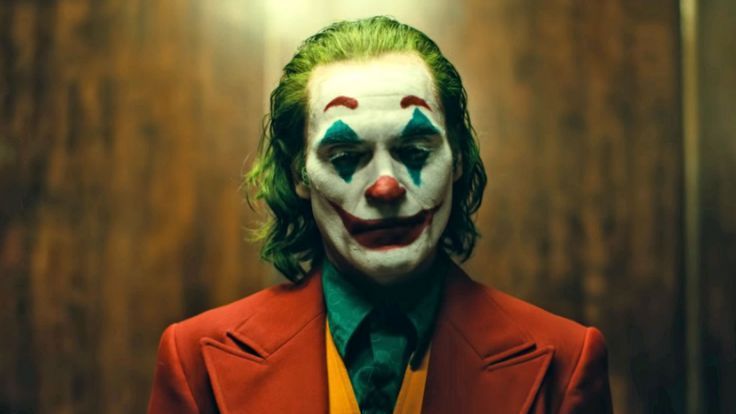 《小丑》社会隐喻